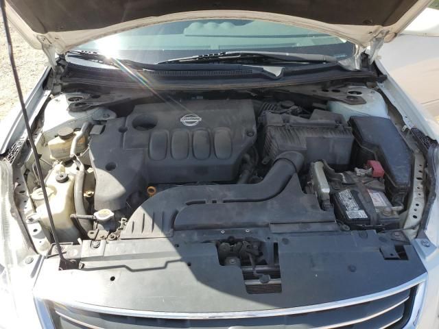 2010 Nissan Altima Base