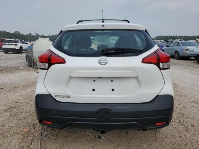 2019 Nissan Kicks S