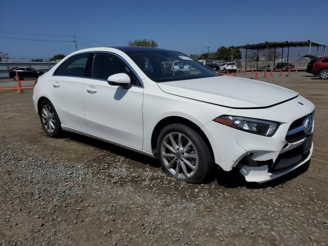 2019 Mercedes-Benz A 220