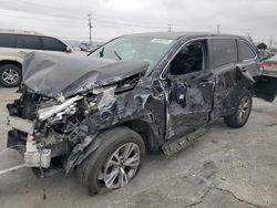 Toyota Highlander Vehiculos salvage en venta: 2015 Toyota Highlander LE