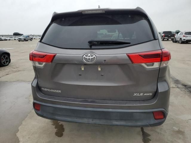 2017 Toyota Highlander SE