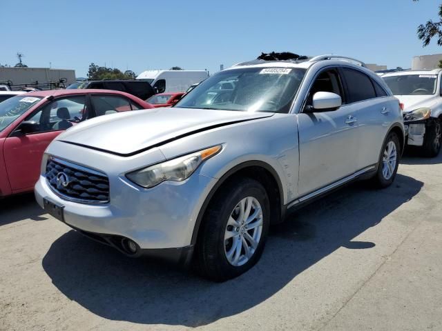 2010 Infiniti FX35