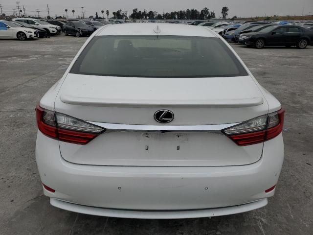 2016 Lexus ES 300H