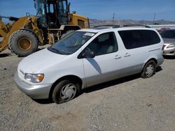 Toyota Sienna le salvage cars for sale: 2000 Toyota Sienna LE