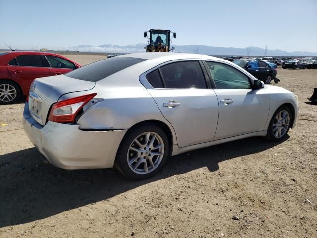 2010 Nissan Maxima S