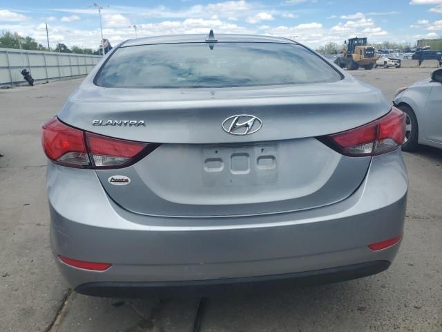 2015 Hyundai Elantra SE