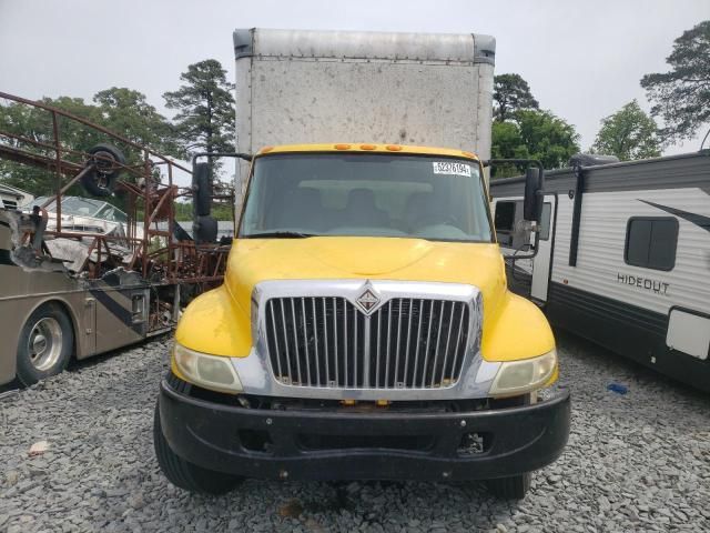 2004 International 4000 4300