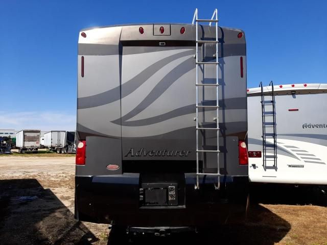 2005 Workhorse Custom Chassis Motorhome Chassis W2