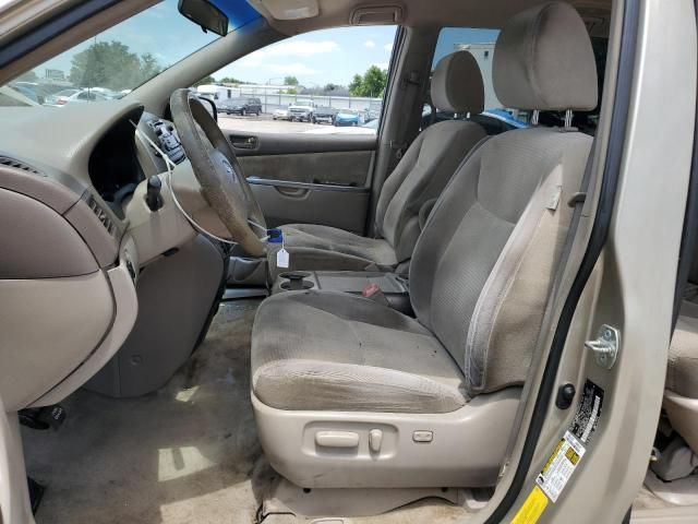 2010 Toyota Sienna CE