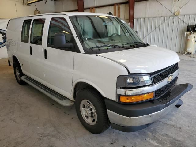 2022 Chevrolet Express G2500