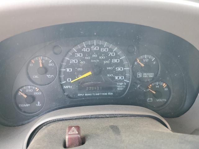 2000 GMC Safari XT