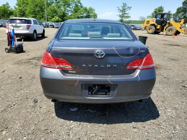 2010 Toyota Avalon XL