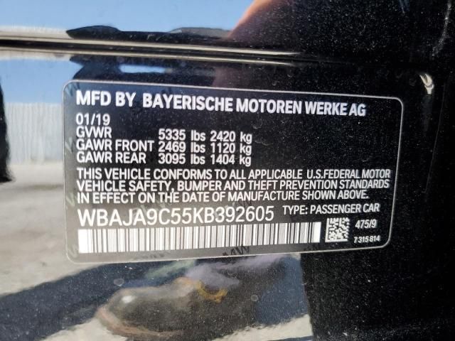 2019 BMW 530E