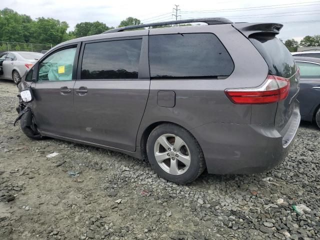 2015 Toyota Sienna LE