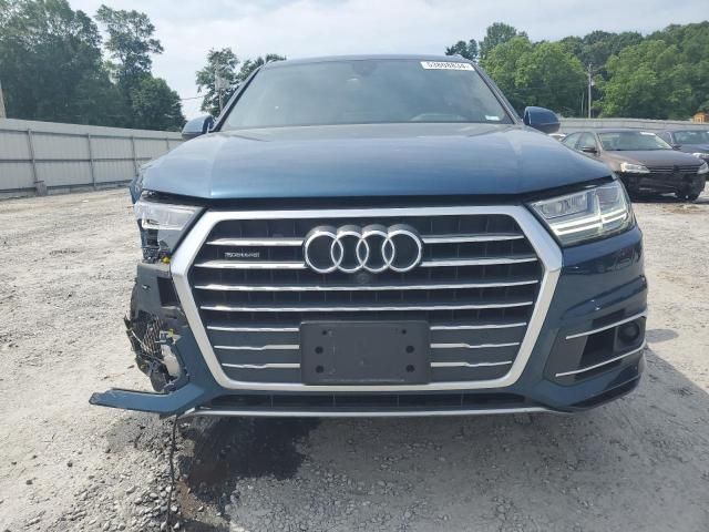 2018 Audi Q7 Prestige