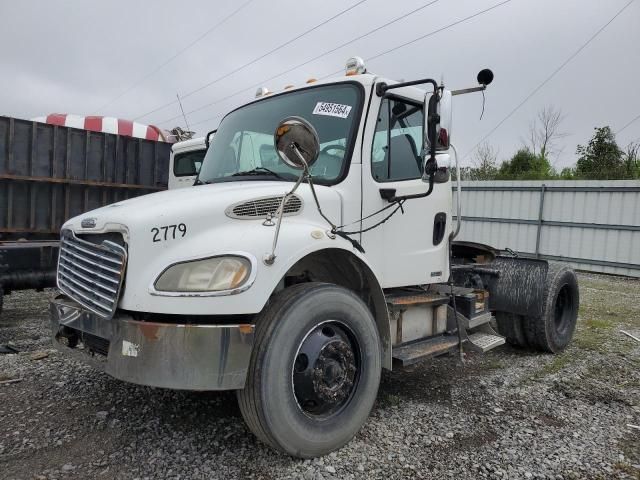 2004 Freightliner M2 106 Medium Duty