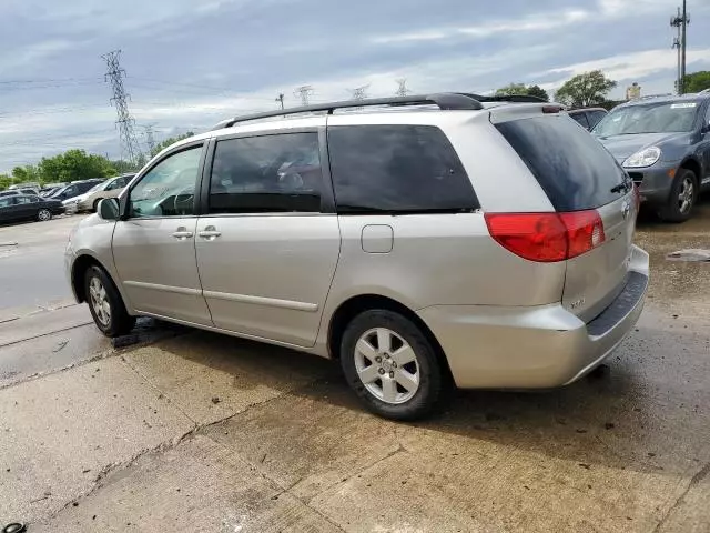 2008 Toyota Sienna XLE