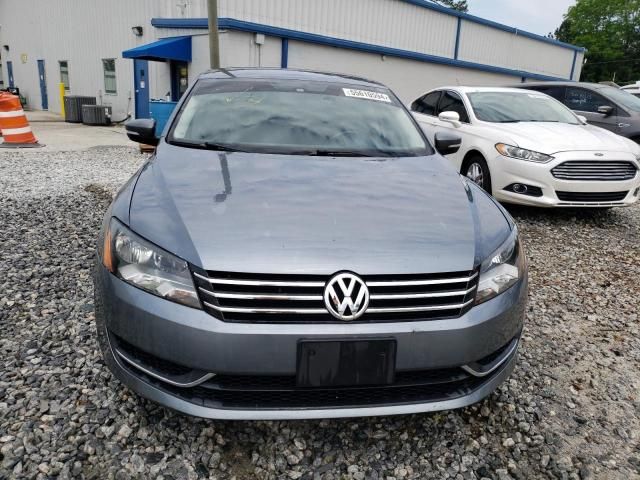 2014 Volkswagen Passat SE