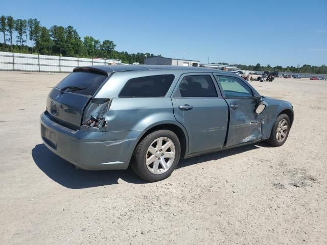 2006 Dodge Magnum SE