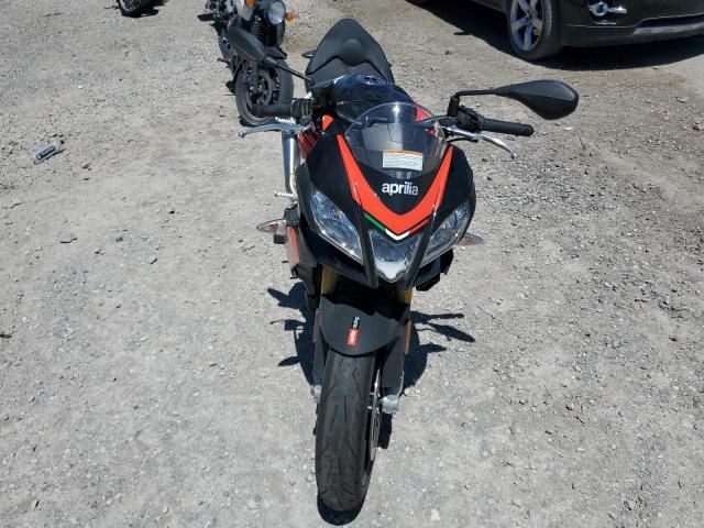 2018 Aprilia Tuono