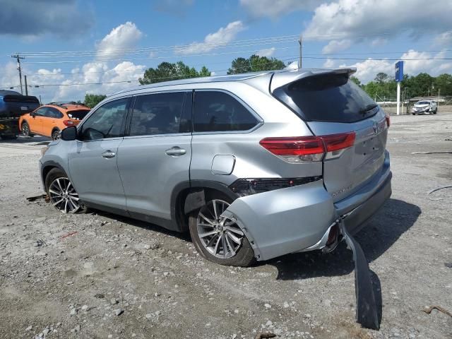 2019 Toyota Highlander SE