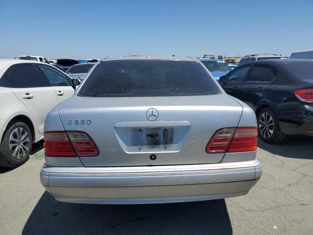 2000 Mercedes-Benz E 320