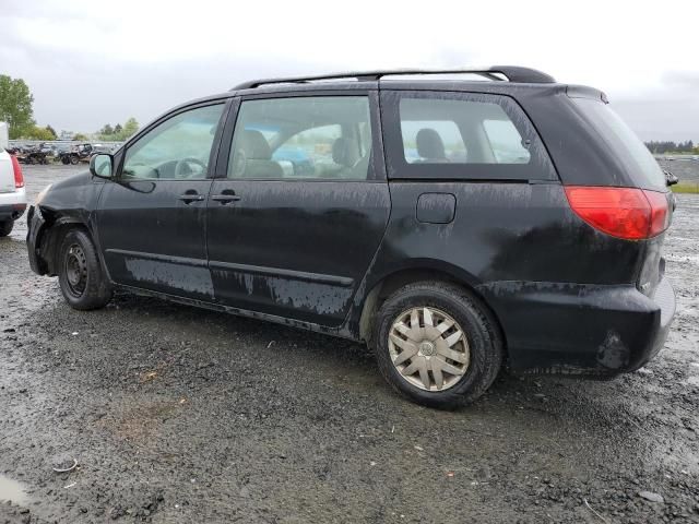 2009 Toyota Sienna CE