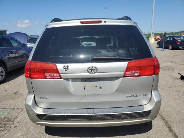 2004 Toyota Sienna CE