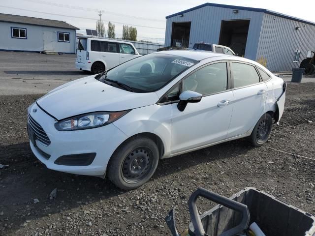 2015 Ford Fiesta SE