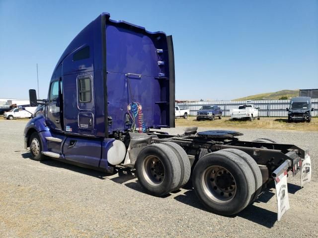 2014 Kenworth Construction T680