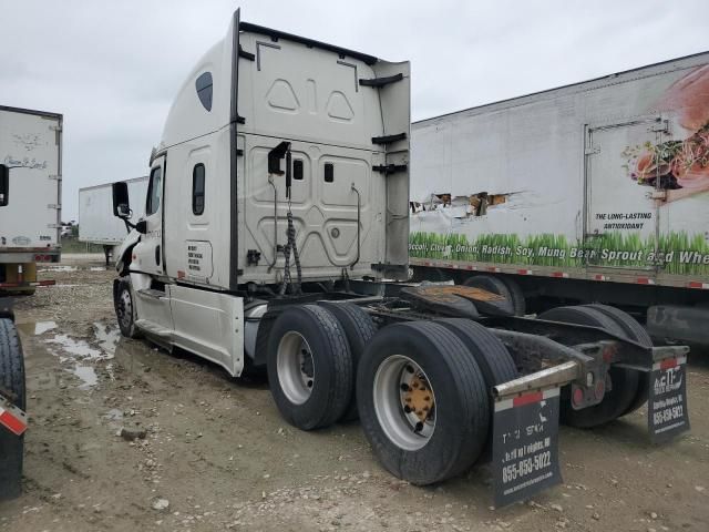 2016 Freightliner Cascadia 125