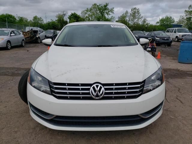 2012 Volkswagen Passat SE