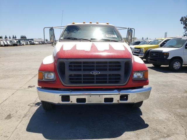 2000 Ford F650 Super Duty