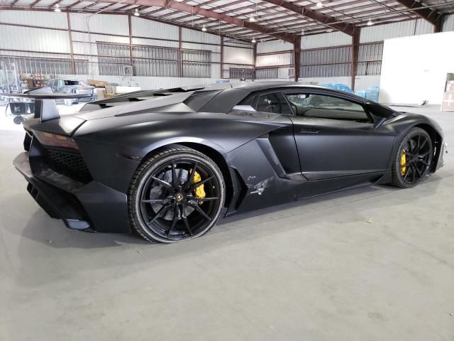 2015 Lamborghini Aventador