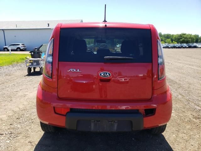 2011 KIA Soul +