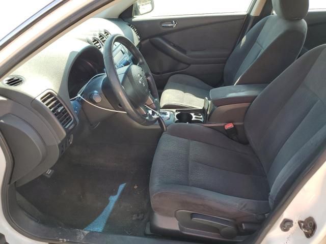 2010 Nissan Altima Base