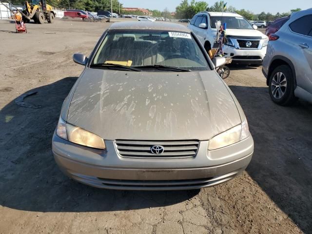 1999 Toyota Camry LE