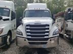 2021 Freightliner Cascadia 126