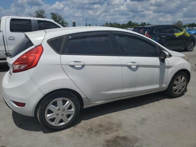 2013 Ford Fiesta SE