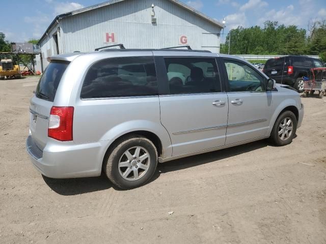 2011 Chrysler Town & Country Touring