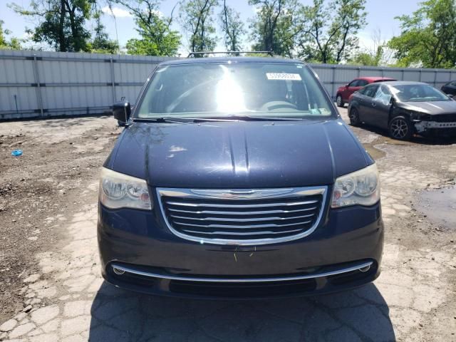 2011 Chrysler Town & Country Touring