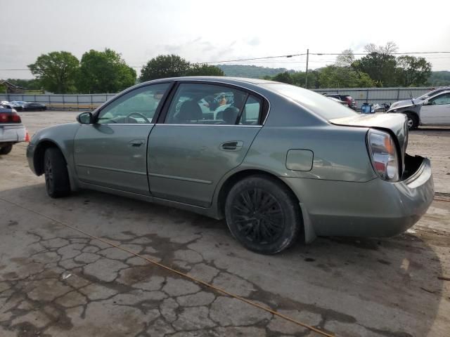 2003 Nissan Altima Base