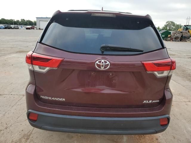 2019 Toyota Highlander SE