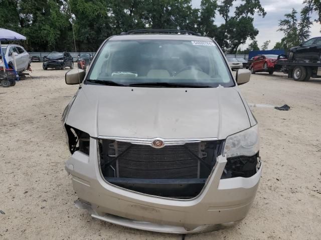 2008 Chrysler Town & Country Touring