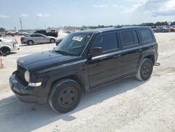 Salvage cars for sale from Copart Arcadia, FL: 2017 Jeep Patriot Sport