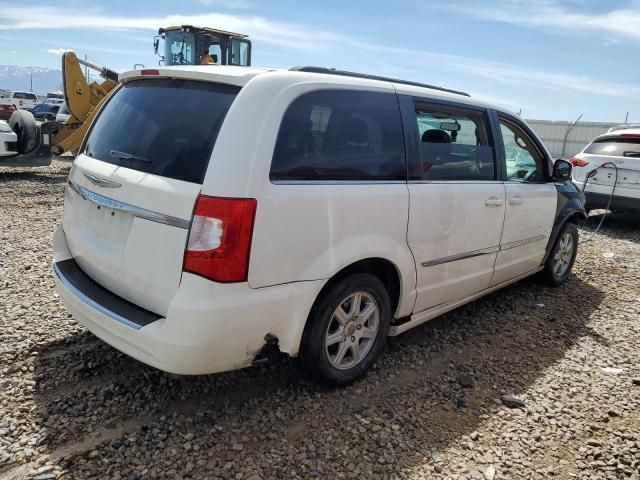 2012 Chrysler Town & Country Touring