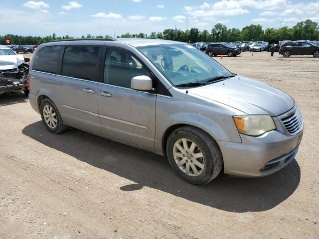 2013 Chrysler Town & Country Touring