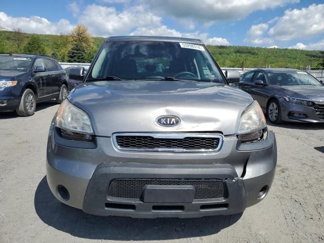 2010 KIA Soul +