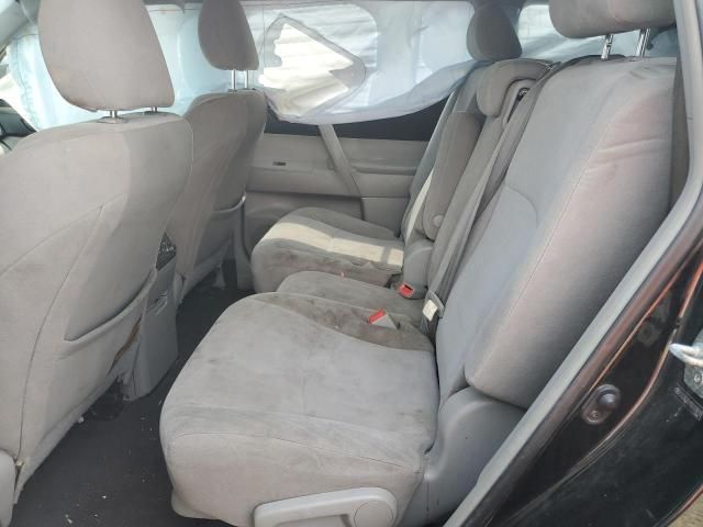 2013 Toyota Highlander Base