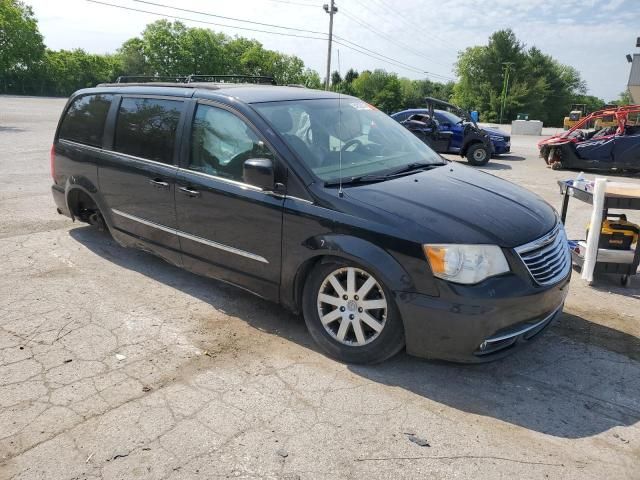 2014 Chrysler Town & Country Touring